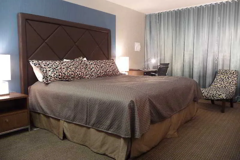 ****  Hotel Universel Montréal Canada